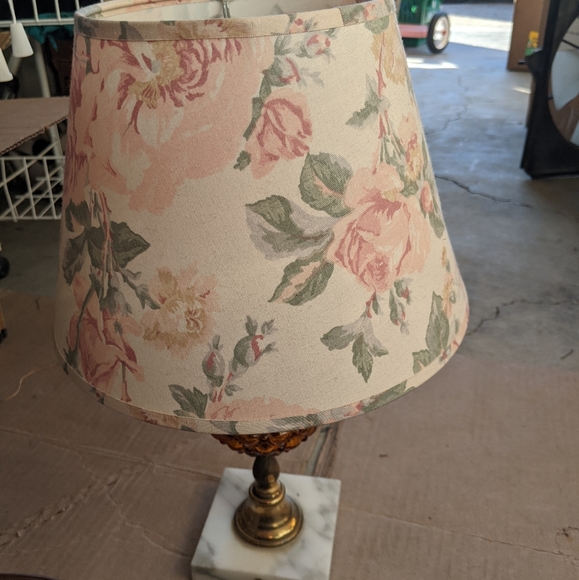 Two table lamps - Picture 1 of 1
